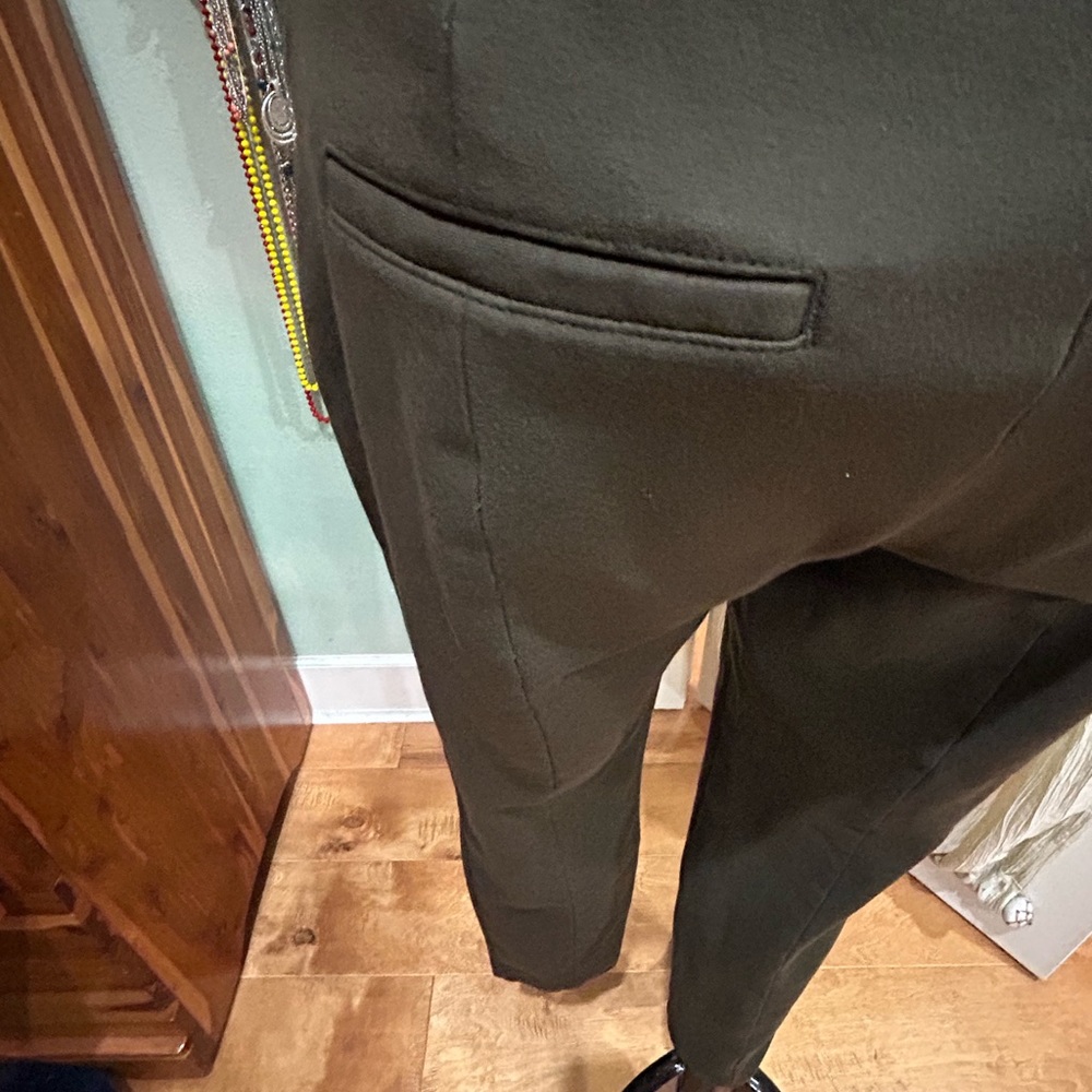 Express pants - Picture 4 of 7